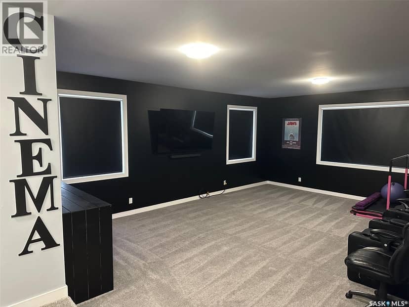 701 Bay STREET — photo 15 of 40