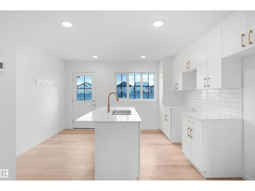 #74 3705 141 ST SW — photo 9 of 26