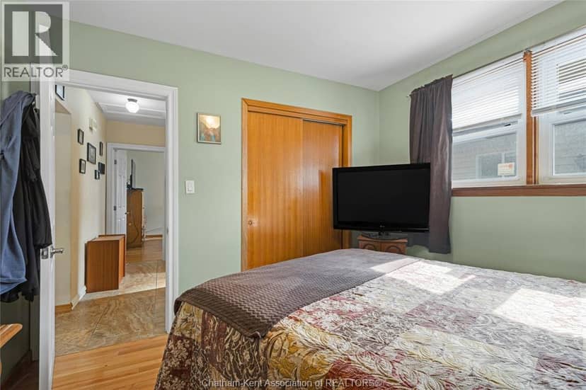 410 MCNAUGHTON AVENUE East — photo 19 of 40