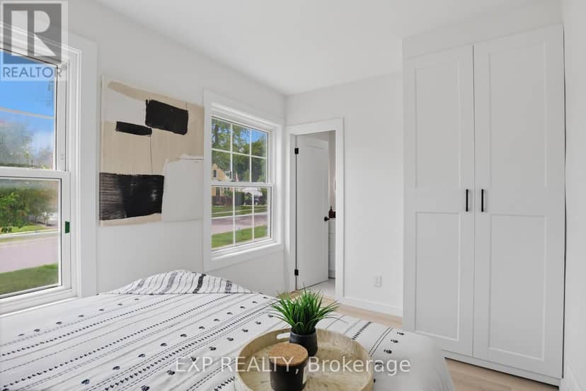 134 Sterling Street — photo 20 of 28