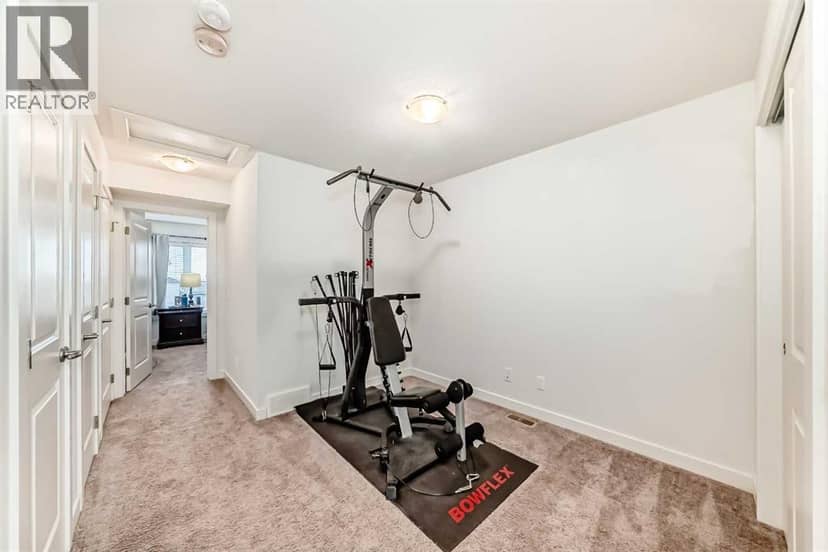 306, 11 Evanscrest Mews NW — photo 12 of 16