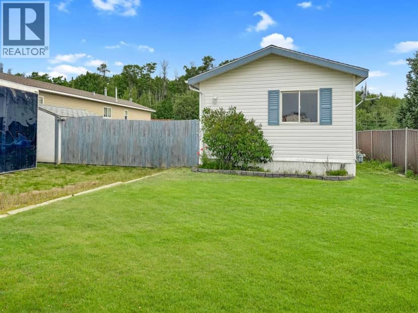 212 Mawdsley Crescent, Grande Cache