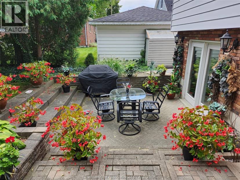 28 Jackson DRIVE — photo 5 of 28