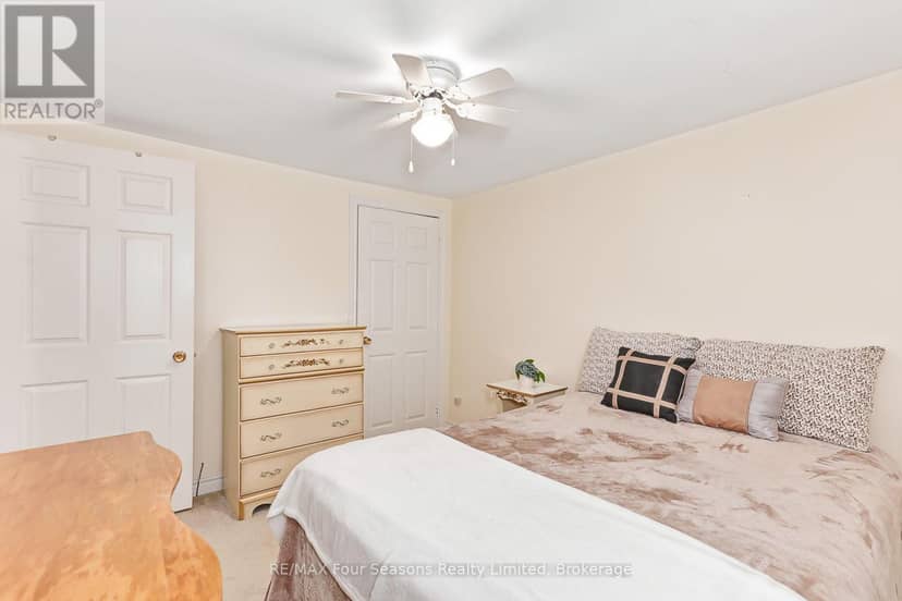 511 Oxbow Park Drive — photo 18 of 40