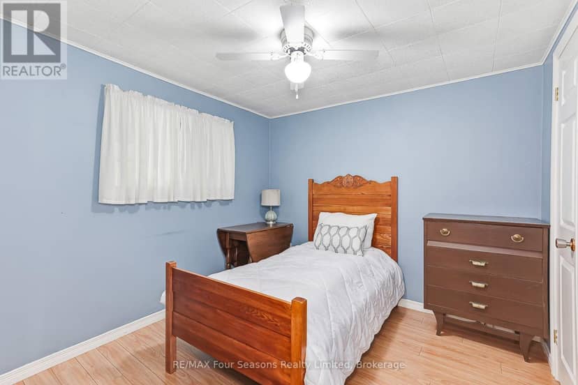 511 Oxbow Park Drive — photo 21 of 40