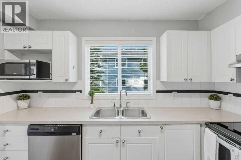 126 Harvest Gold Place NE — photo 14 of 40