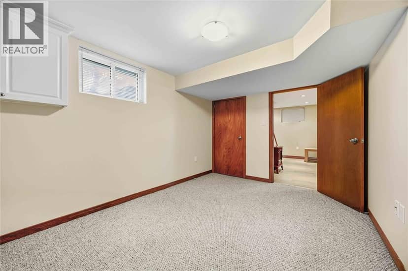 502 INDIAN ROAD North — photo 23 of 29