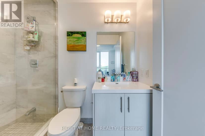 619 - 286 Main Street — photo 17 of 26