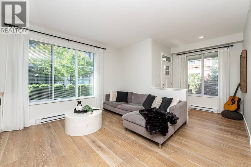 85 3306 Princeton Avenue, Coquitlam, photo 2