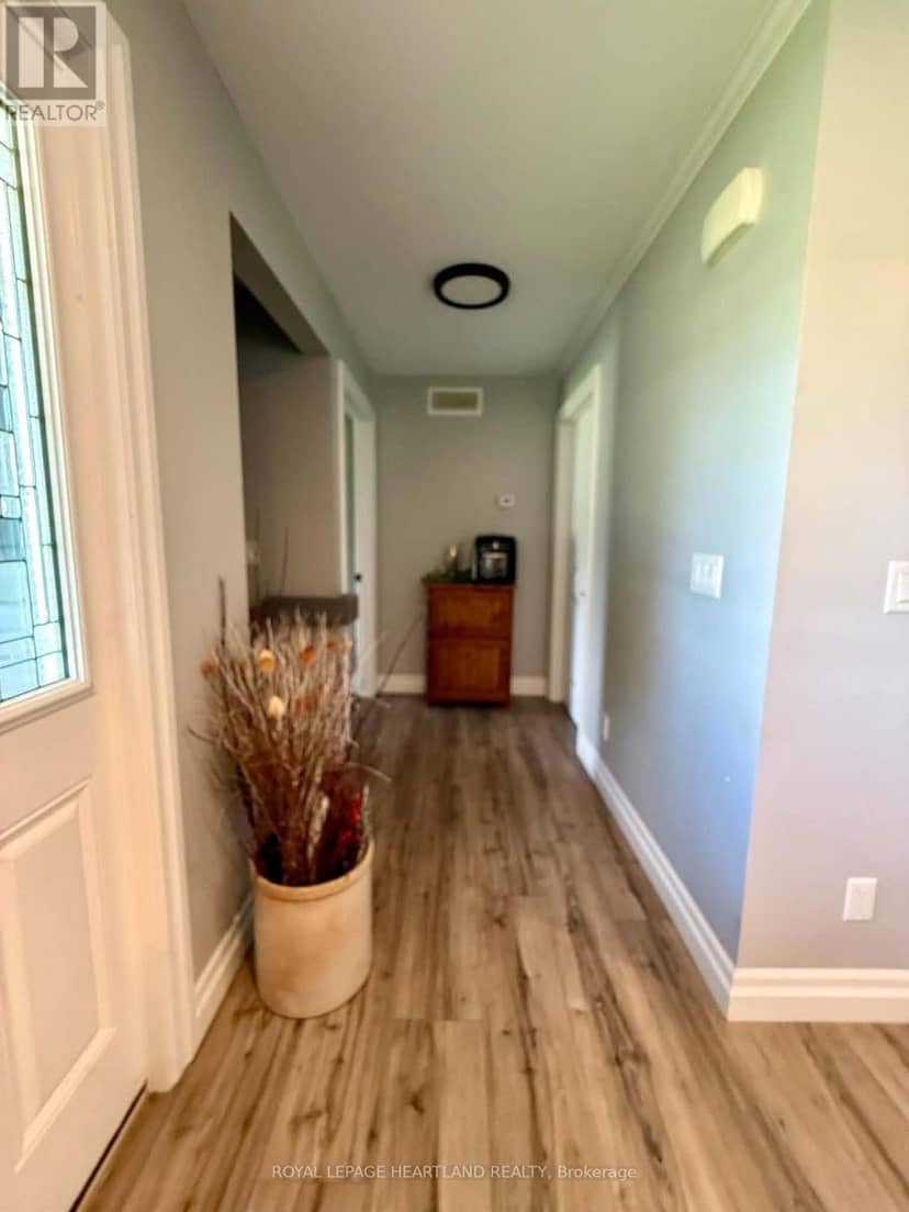 315 Main Street — photo 15 of 38