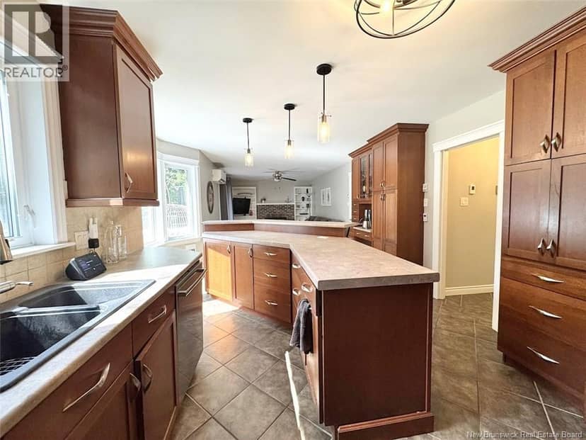 2 Coral Lane — photo 10 of 40