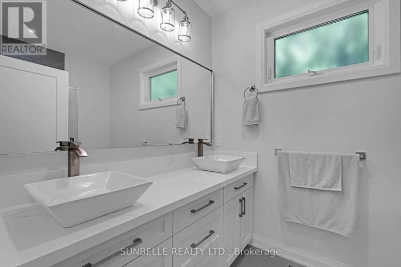 30 Archibald Road — photo 18 of 32