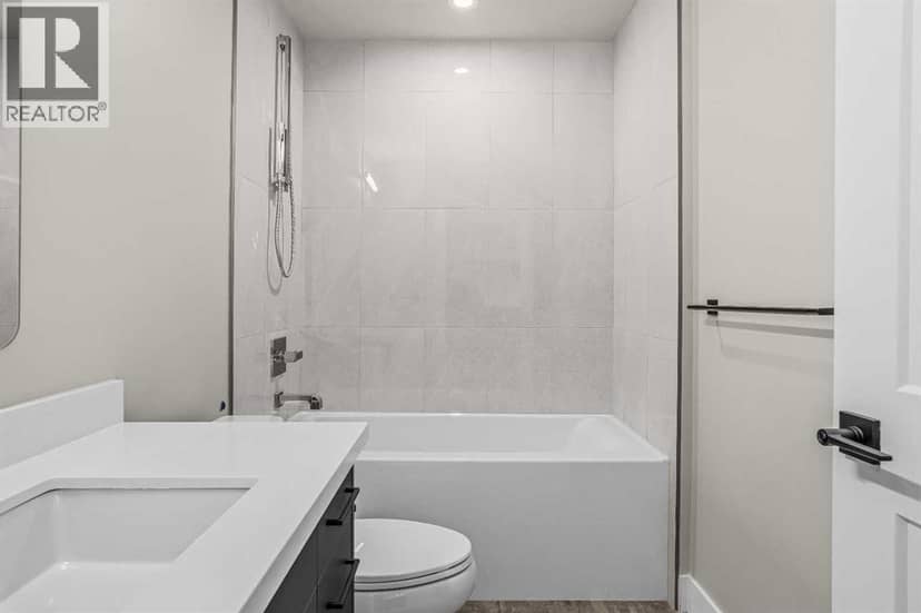 307A, 1 Industrial Place, Canmore, photo 8