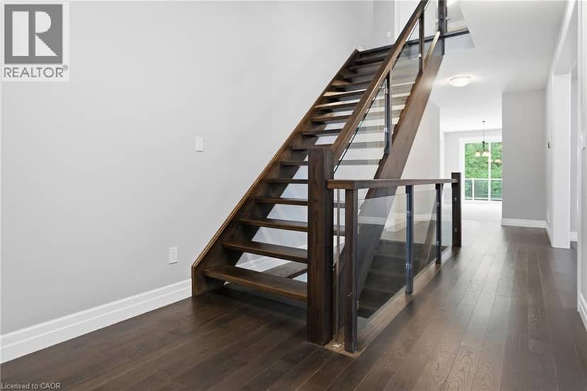 530 PINERY Trail, Waterloo, photo 4