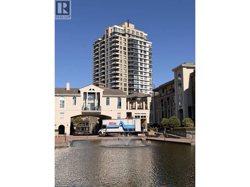 1 RENAISSANCE SQUARE, New Westminster, photo 3