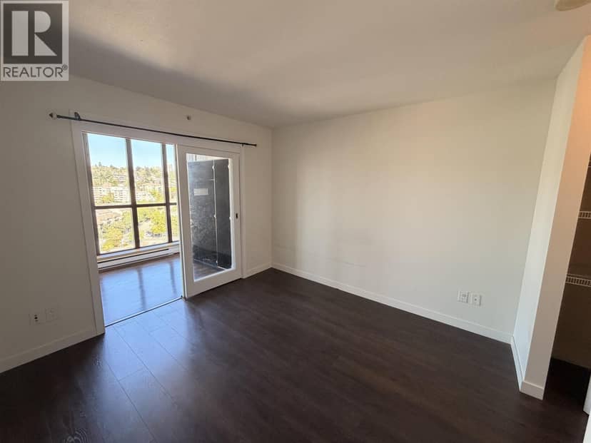 1 RENAISSANCE SQUARE, New Westminster, photo 8