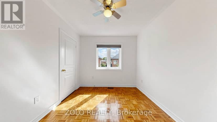 19 Waldron Crescent — photo 31 of 40