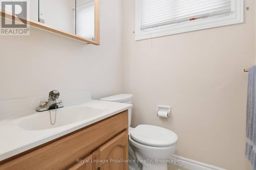 28 Shoniker Avenue — photo 23 of 40