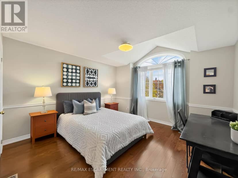 74 Davidson Boulevard — photo 23 of 40