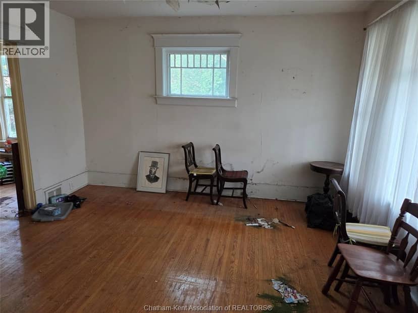 24 Stanley Avenue — photo 9 of 9