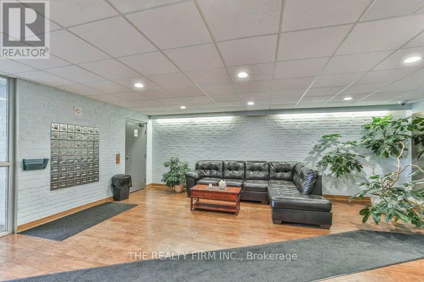 102 - 1106 Jalna Boulevard, London South, photo 7
