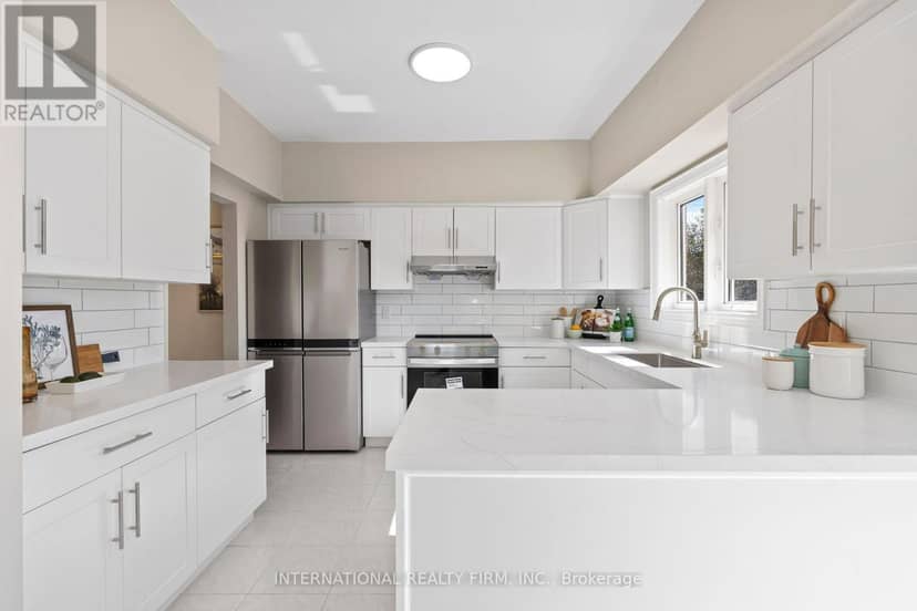 95 Gillingham Avenue — photo 11 of 40