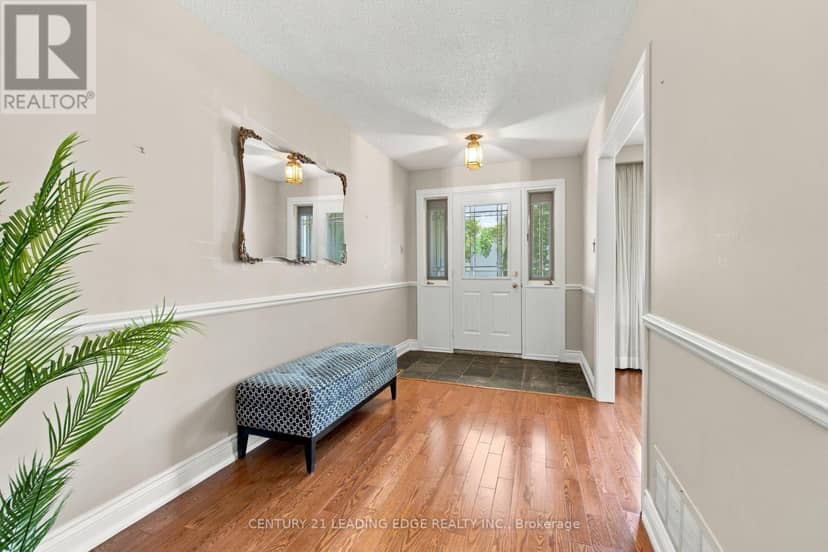90 Pringle Avenue — photo 7 of 38