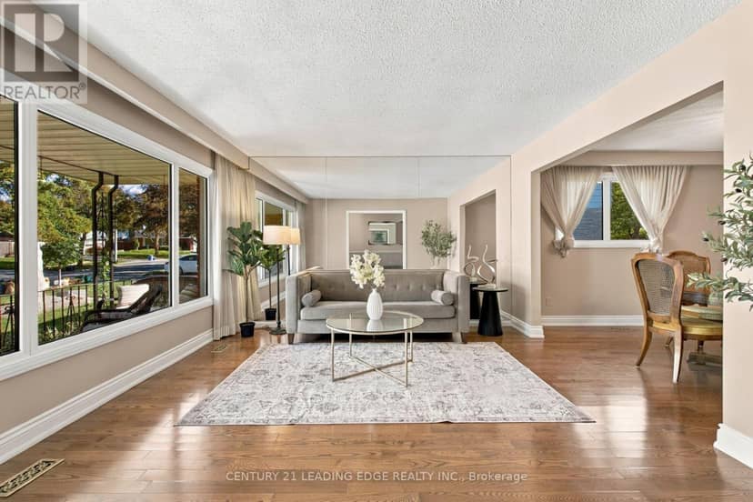 90 Pringle Avenue — photo 8 of 38
