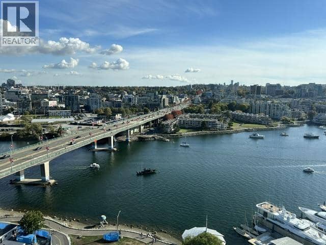 2306 1033 MARINASIDE CRESCENT, Vancouver, photo 2