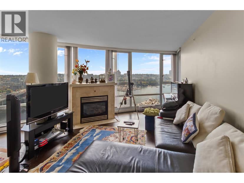 2306 1033 MARINASIDE CRESCENT, Vancouver, photo 3
