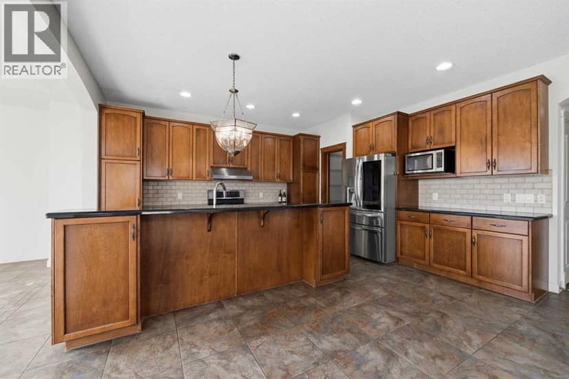 204 Eversyde Mews SW, Calgary, photo 7