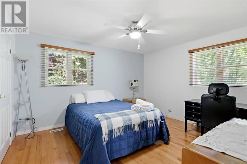 333 Sunnyside Beach RD — photo 11 of 32