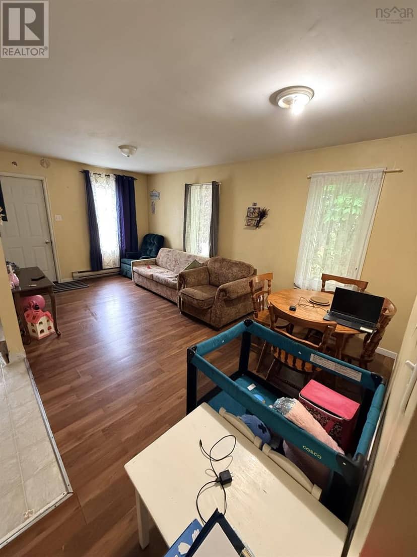100-102 Henry Street Street — photo 13 of 22