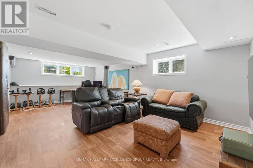480 Du Ruisseau Street — photo 28 of 40