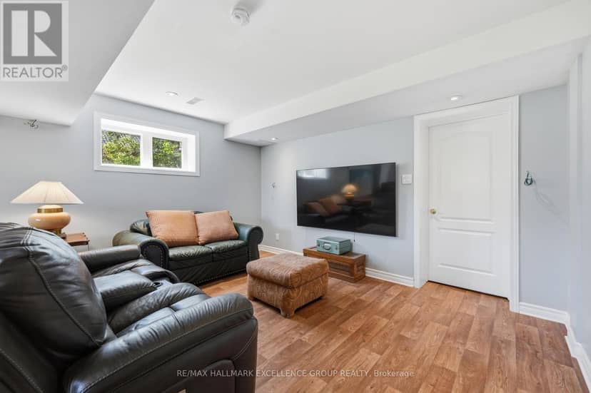 480 Du Ruisseau Street — photo 30 of 40