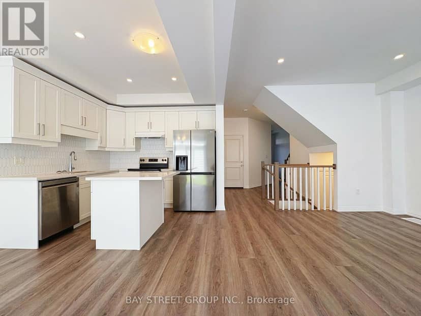 7405 Matteo Drive — photo 2 of 17