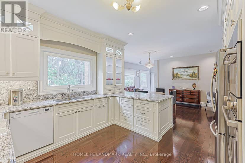 252 Dunview Avenue N — photo 19 of 40