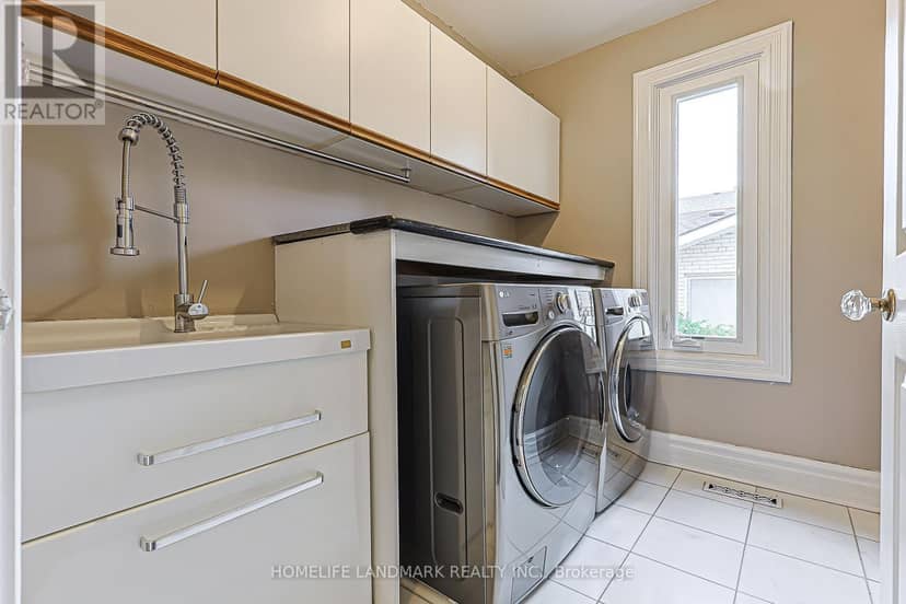 252 Dunview Avenue N — photo 22 of 40