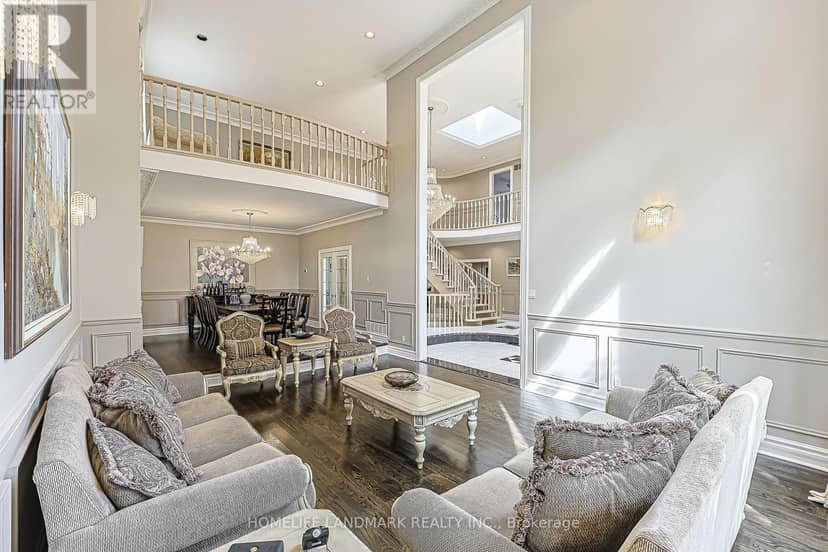 252 Dunview Avenue N — photo 8 of 40
