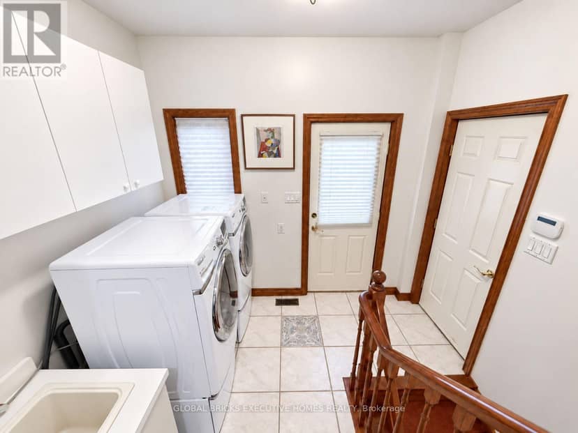 375 Princess Avenue — photo 15 of 40