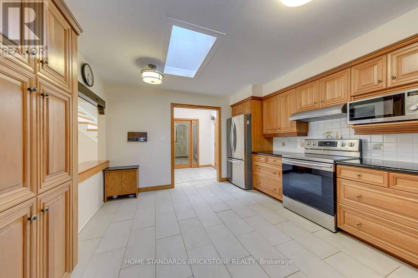 181 Clark Avenue — photo 15 of 40