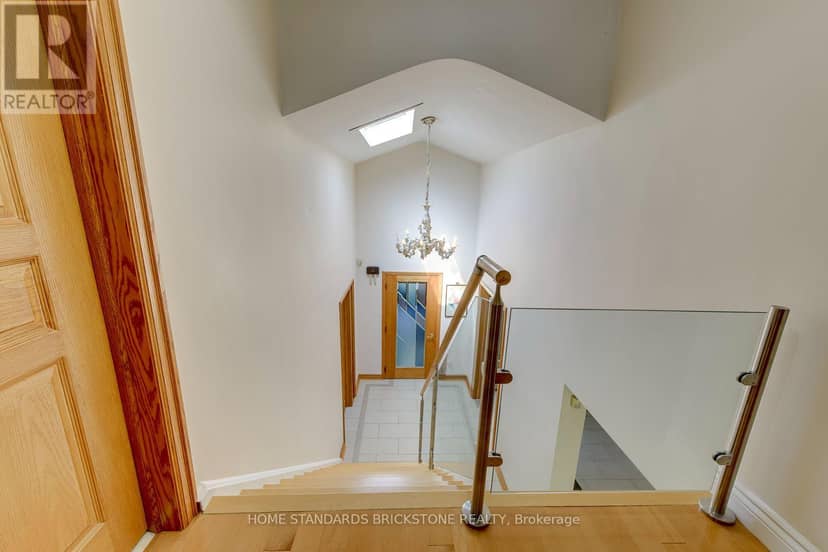 181 Clark Avenue — photo 25 of 40