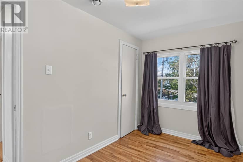 26 Fitzmaurice Road — photo 30 of 40