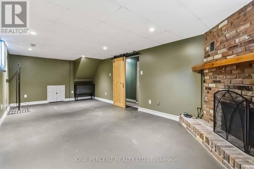 6099 Starfield Crescent — photo 23 of 30
