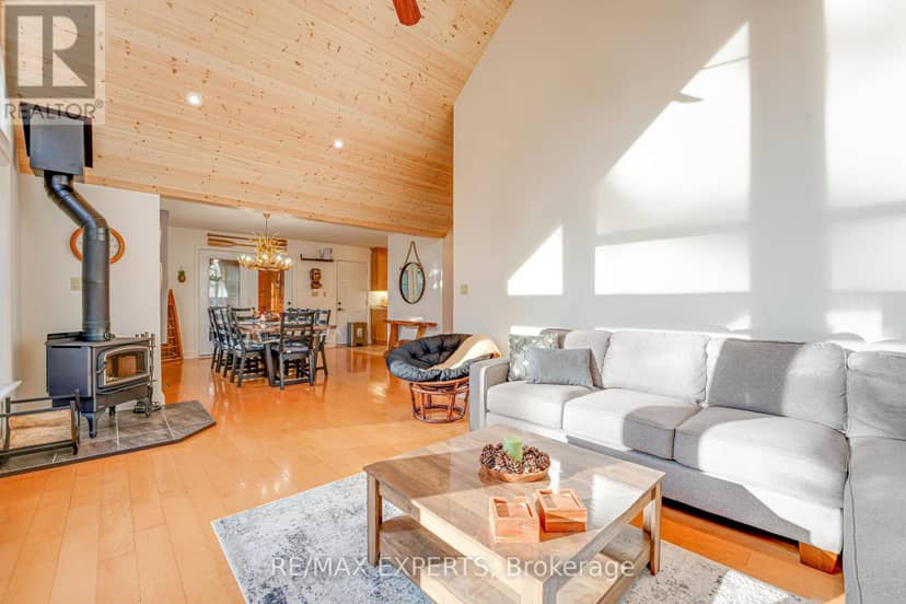 1216 Miriam Drive — photo 11 of 40