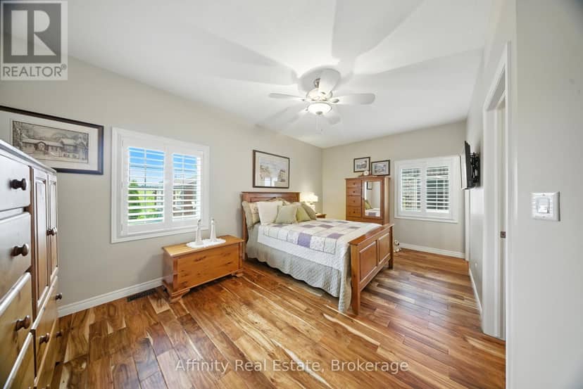 257 Donly Drive S — photo 16 of 40