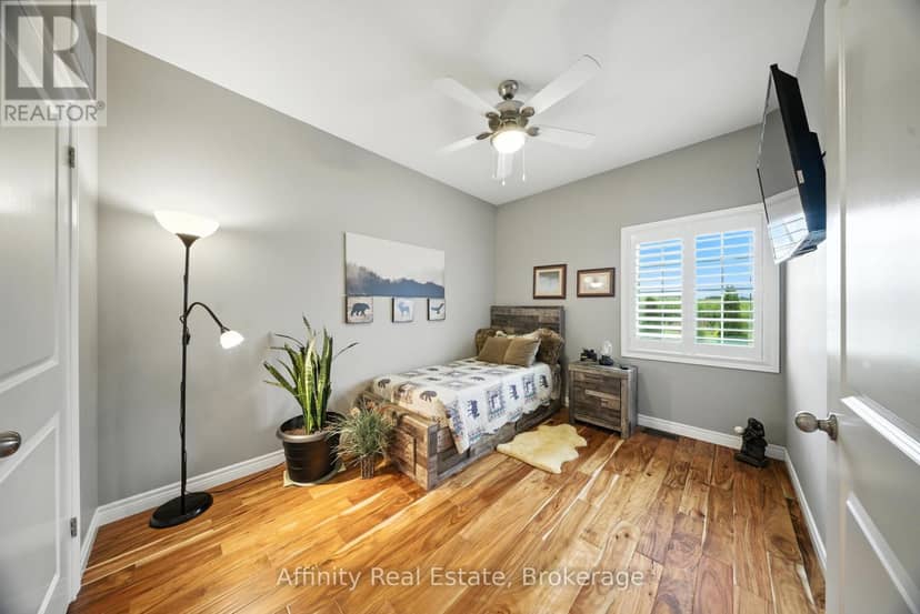 257 Donly Drive S — photo 21 of 40