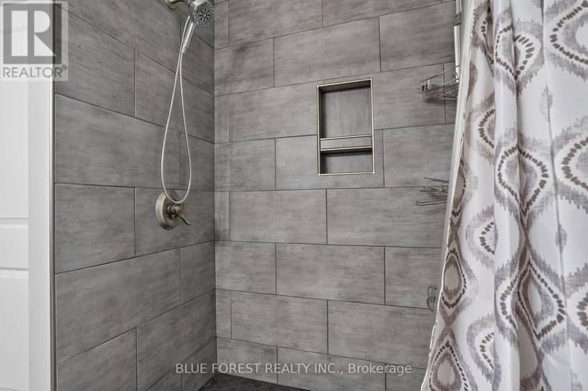 264 Furnival Road — photo 27 of 40