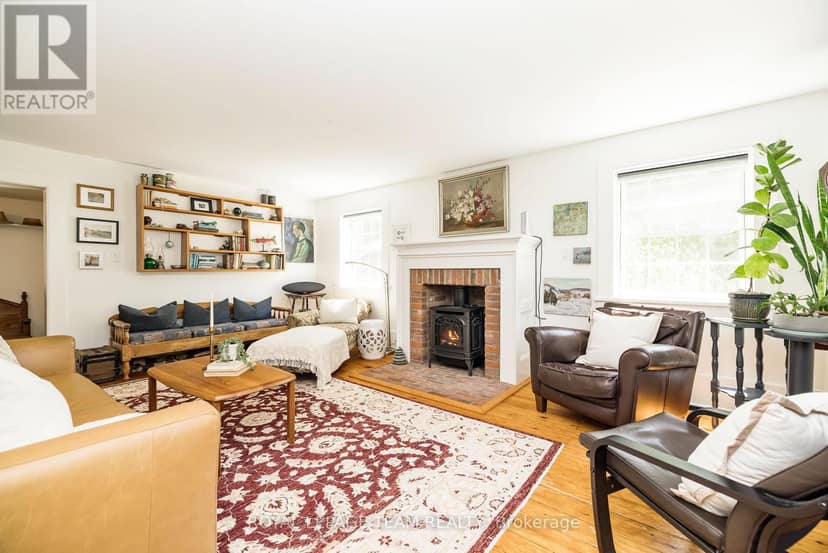 373 Craig Road — photo 14 of 40