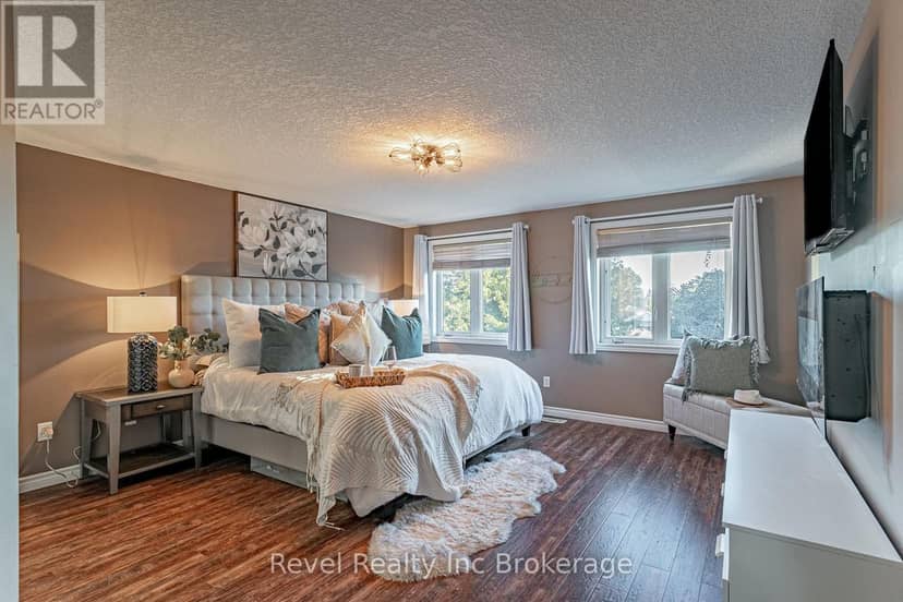 53 Applewood Street — photo 22 of 40